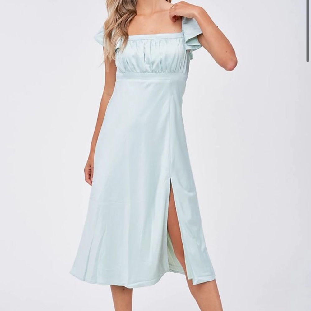 Square Neckline Short Sleeve Midi Dress